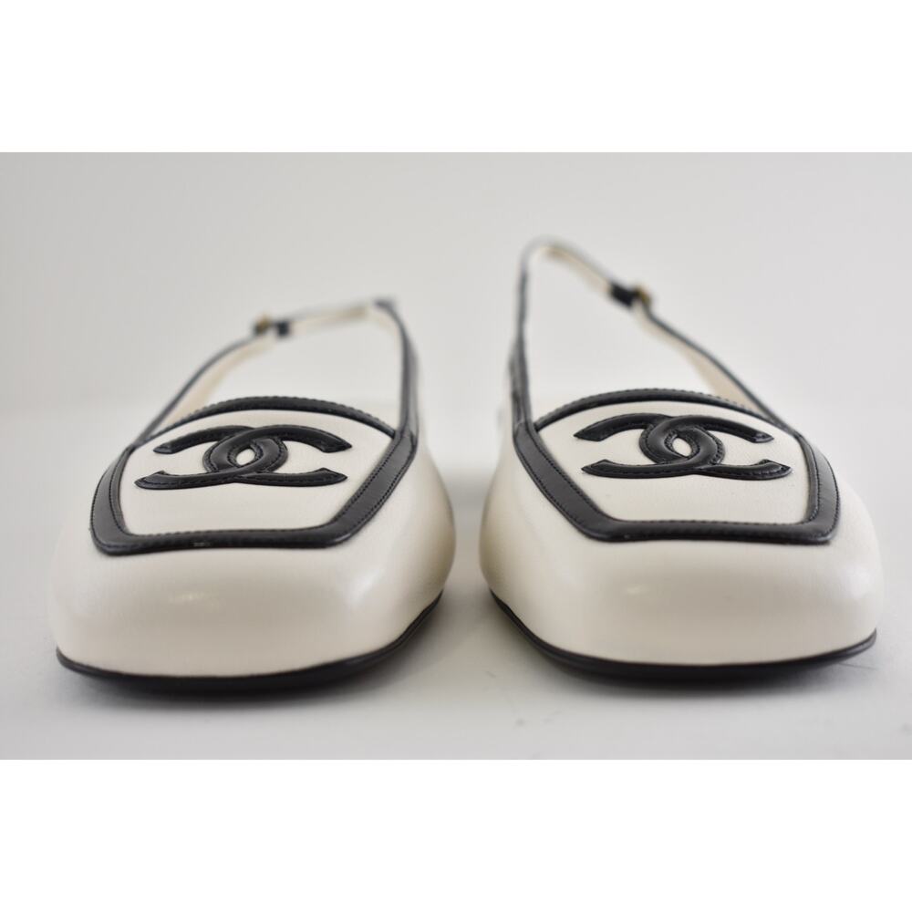 Chanel 26B White Black Square Toe CC Logo Slingback Ballet Ballerina Flat 39 - Picture 13 of 16